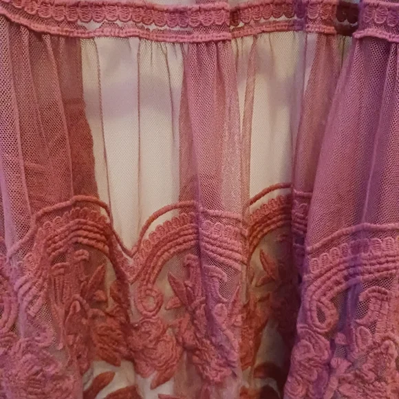 Torrid dusty red mesh crochet trim longline kimono size 3 22-24 - Picture 3 of 8